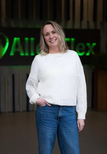 Leonie van Goor, Intercedent bij AlleZFlex