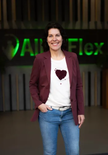 Shakira Jurrien, Intercedent bij AlleZFlex